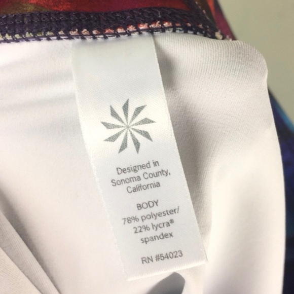 Athleta Colorburst Sonar Rainbow Print Compression Leggings Size XS - Picture 14 of 14